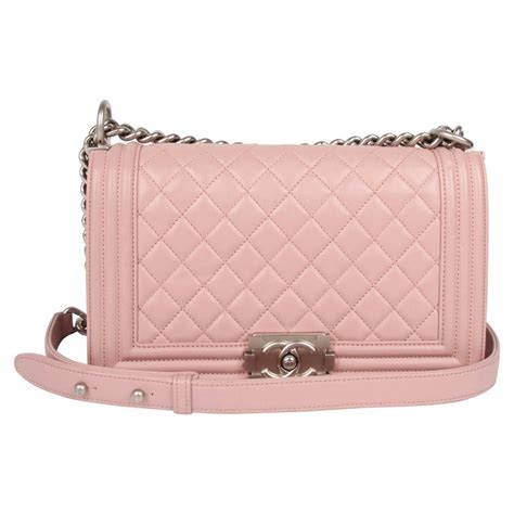pink chanel le boy